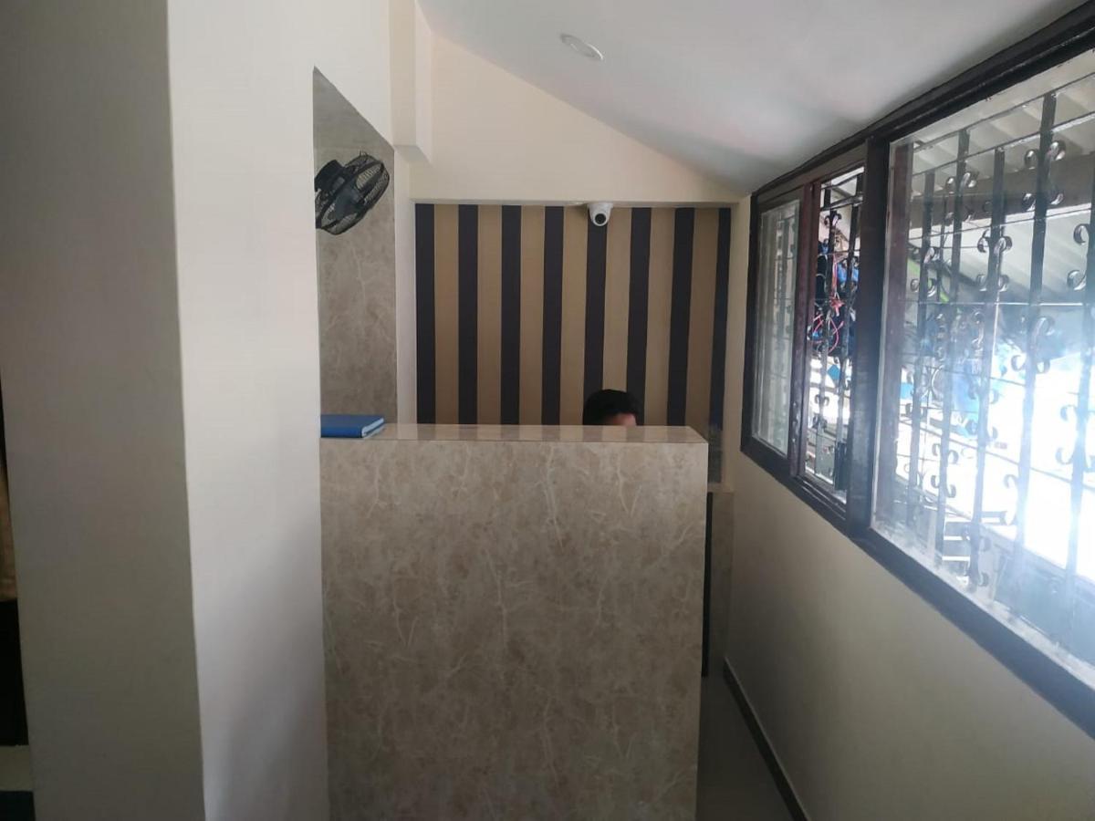 Almas Dormitory 24 Hours Aircondition Mumbai Bagian luar foto